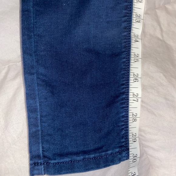 Revolution Jeans - Picture 4 of 7